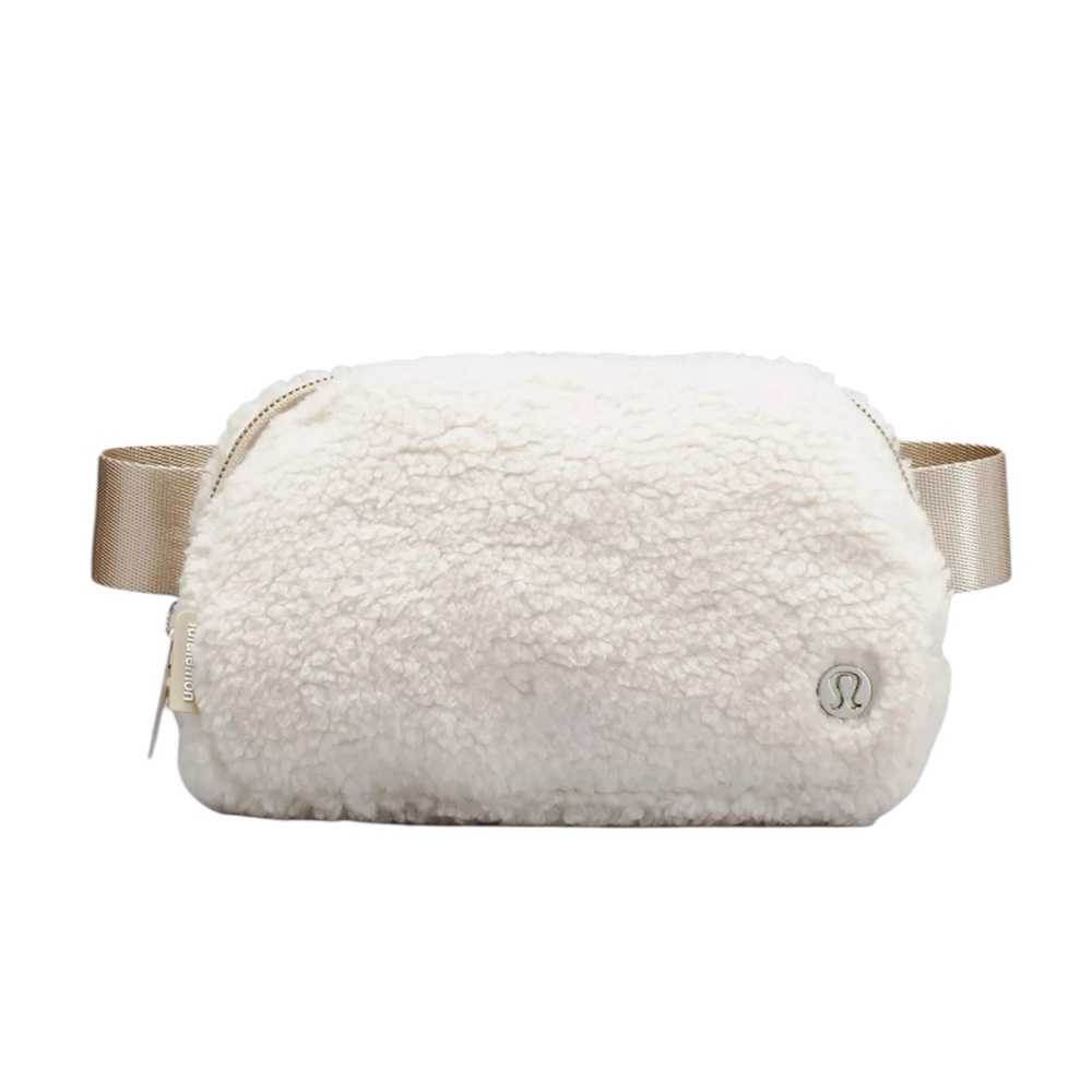 NWT Lululemon Everywhere Fleece Belt Bag Natural Ivory Trench Crossbody - Rare